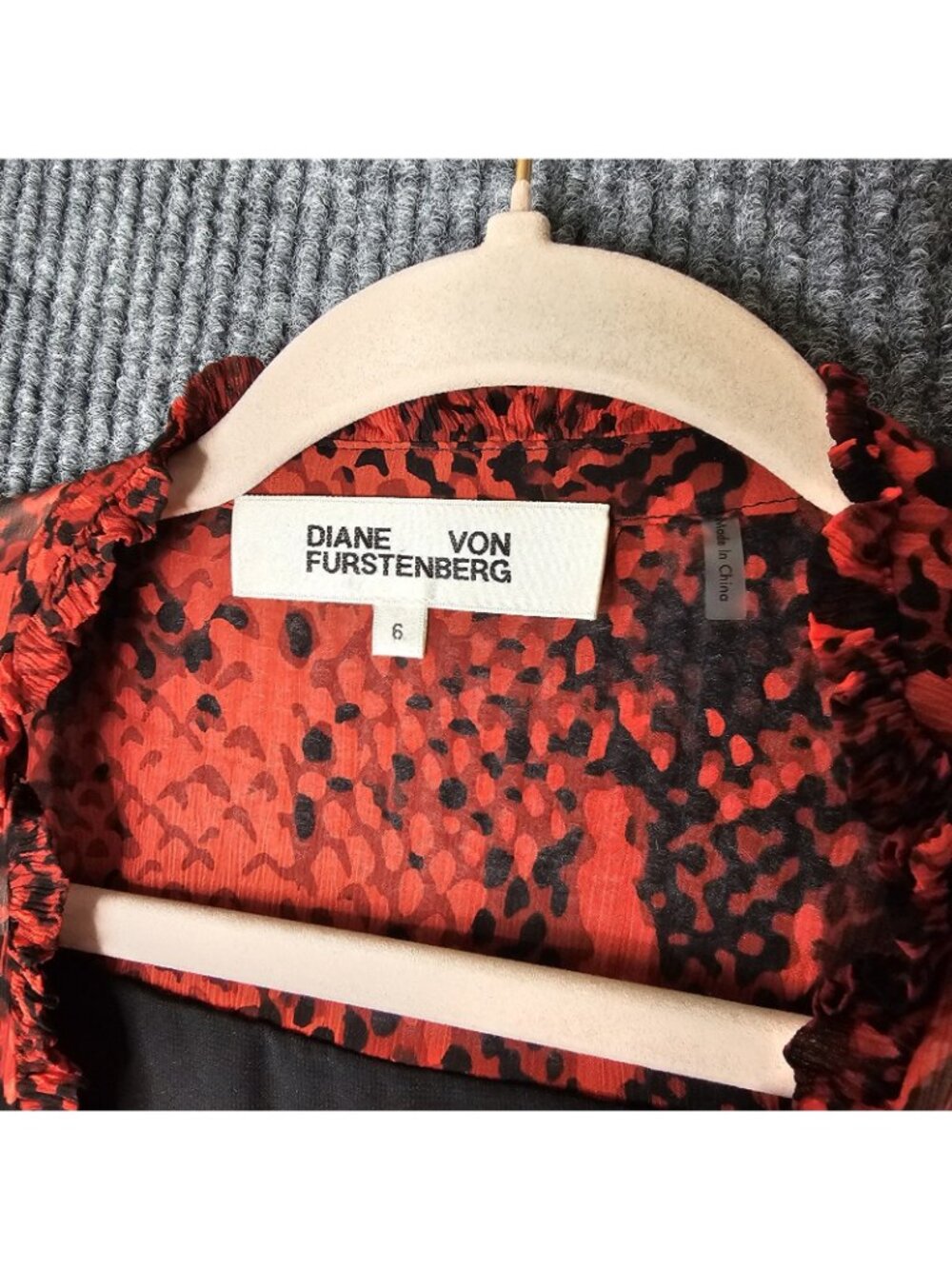 Diane Von Furstenberg Adele  Wrap Snake Print Red V-Neck 3/4 Sleeve Dress 6 - Picture 7 of 8